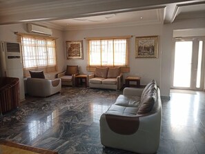 Interior detail - Le Ville Hotel and Suites (Ibadan)