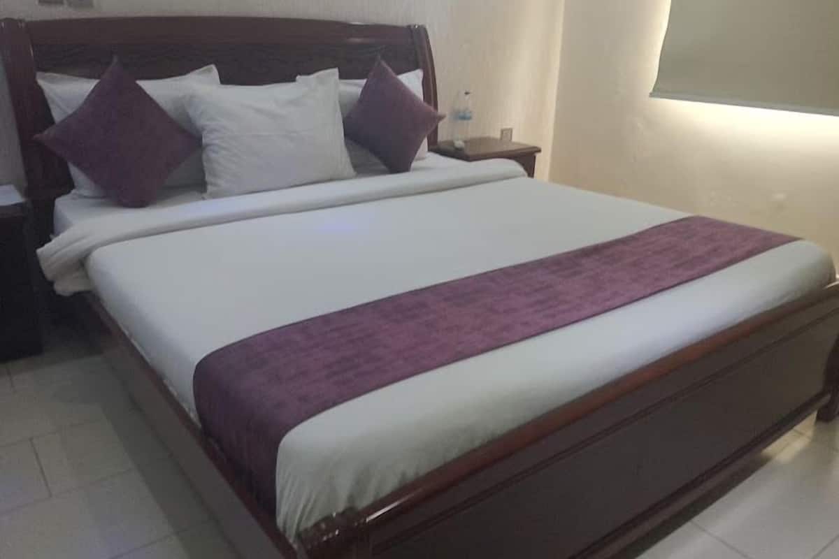 Chambre Deluxe, balcon, vue ville | Bureau, espace de travail pour ordinateur portable, Wi-Fi gratuit
