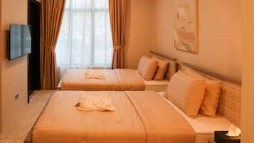 Deluxe Double Room, Smoking