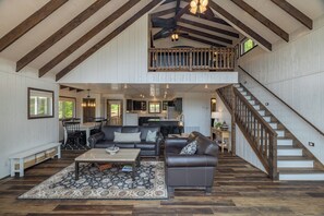 Interior - Shore Side by Innsbrook Vacations! (Innsbrook)