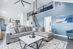 TV connectée, jeux vidéo, baby-foot