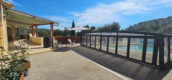 Innenpool, Außenpool