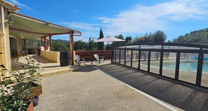 Gite Cosy Dans un Cadre Verdoyant Entre Méditerranée et Gorges du Verdon