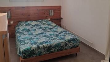 2 dormitorios, cuna de viaje, wifi y ropa de cama