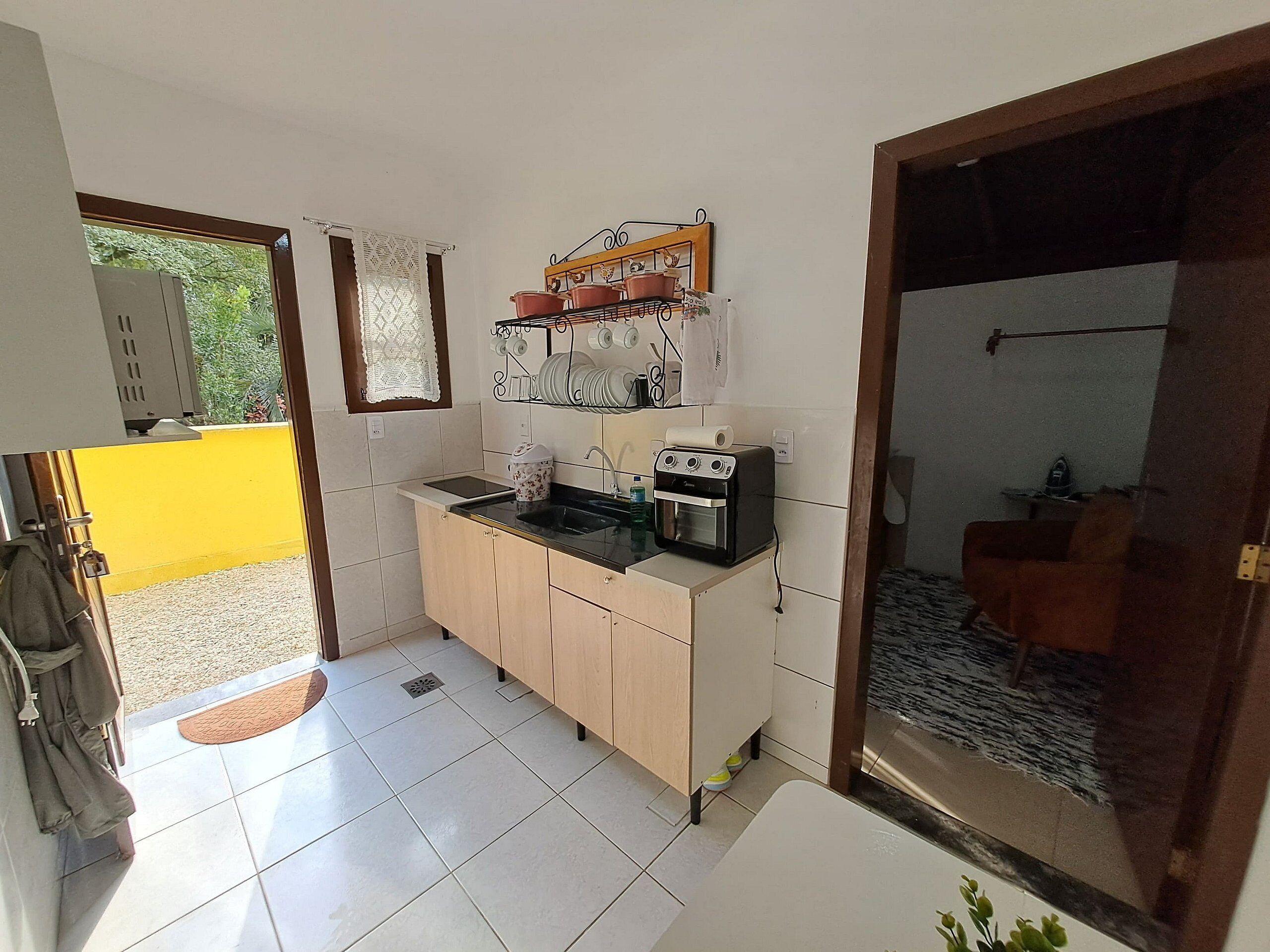 Estúdio conforto | Cozinha privada | Mesas de jantar