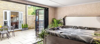 3 bedroom accommodation in Buxton