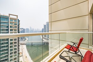 Property grounds - Captivating 1BR Apartment in Mayfair Tower, Business Bay by Deluxe Holiday Homes (Dubai)