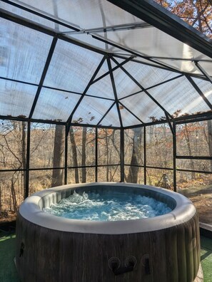 Bain à remous intérieur