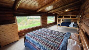 4 bedrooms, free WiFi, bed sheets