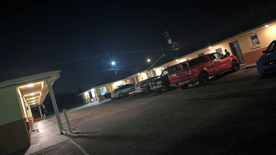 johns motel