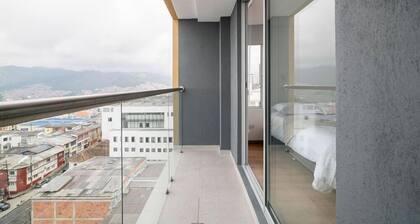 Uhaus 704