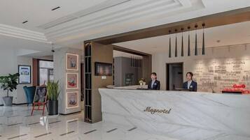 المنشأة من الداخل