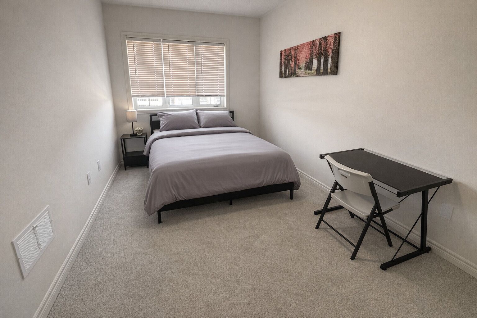 3 Schlafzimmer, Schreibtisch, Bügeleisen/Bügelbrett, Reisekinderbett