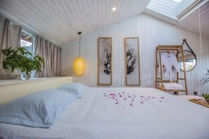 Room - Prajna · Snow Mountain Viewing Designer Homestay (Baisha Ancient Town Store) (Lijiang)