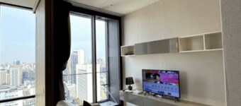 Luxurious Modern Retreat in the Heart of Silom