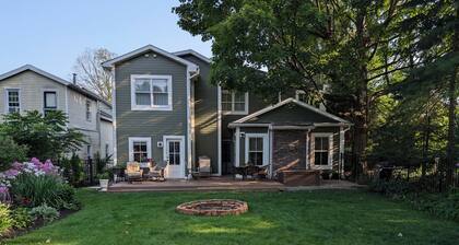 Inlaw apt/guest suite w/full bath for rent during track season