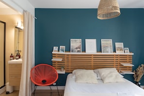 1 bedroom, iron/ironing board, free WiFi, bed sheets