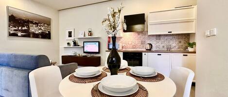 تناول الطعام