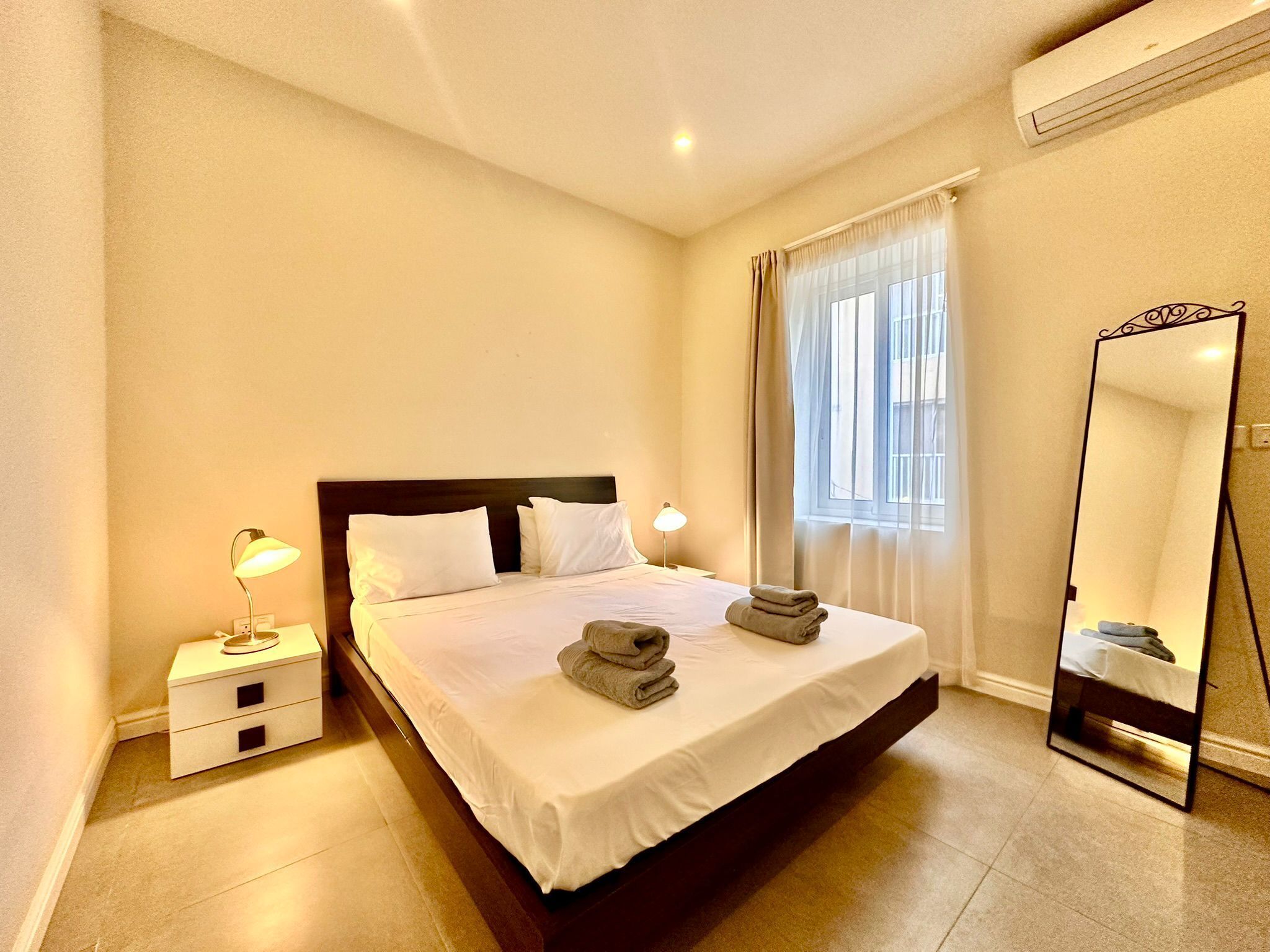 1 sovrum, strykjärn/strykbräda, wi-fi och sängkläder