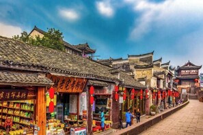 Point of interest - Xiangyunge Inn (Fenghuang)