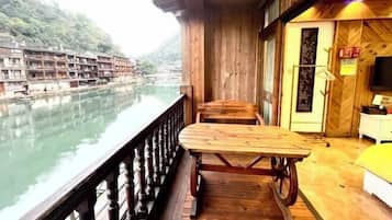 Pemandangan dari hartanah