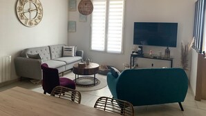 Living area - Maison VUE MER à 50m de la Plage (Saint-Georges-de-Didonne)