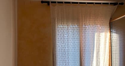 Charmant appartement en duplex & terrasse vue Larzac