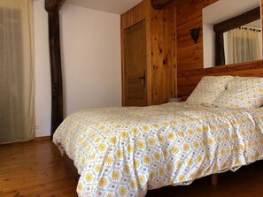2 bedrooms, WiFi, bed sheets - Charmant Appartement en Duplex & Terrasse vue Larzac (Saint-Jean-de-la-Blaquière)