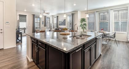 Spacious 3 Bed, Office, 3 Bath at the base of the Foothills