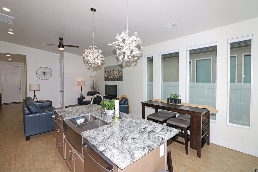Tranquil Haven Modern Design Central Location Garage - Grand Junction, CO