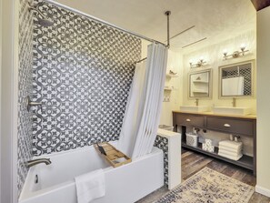 Hair dryer, towels - Alpine Hideaway: Cozy Ski Escape in Brian Head (Brian Head)