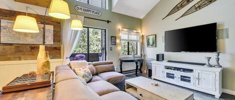 Smart TV, fireplace, video games