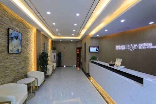 Yijia 365 Chain Hotel (Shijiazhuang Yitang Subway Station Branch)