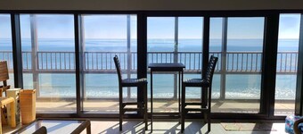 Ocean-Front Penthouse 3BR/2BA/7Bed @ Regency Tower