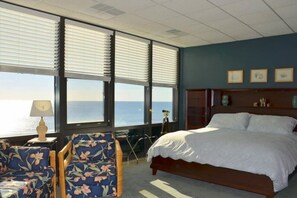 3 slaapkamers, een kluis op de kamer, een bureau