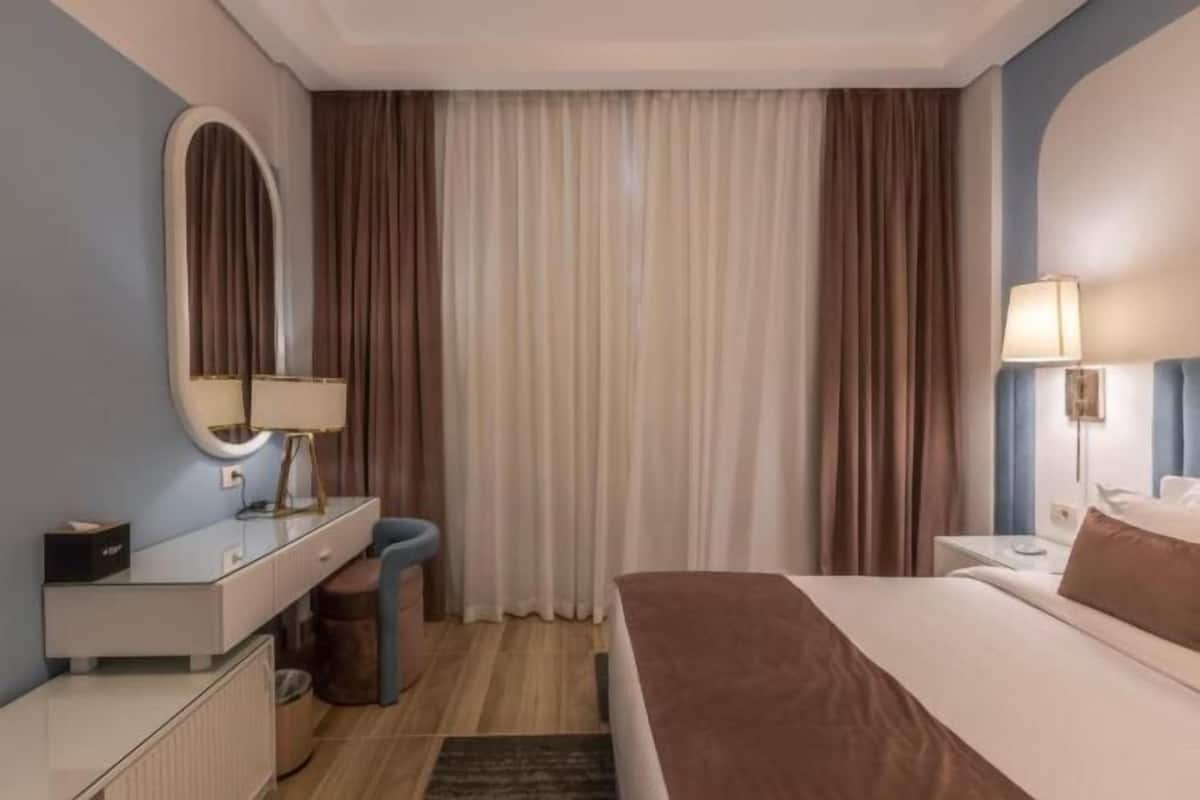 1 bedroom, soundproofing, free WiFi, bed sheets