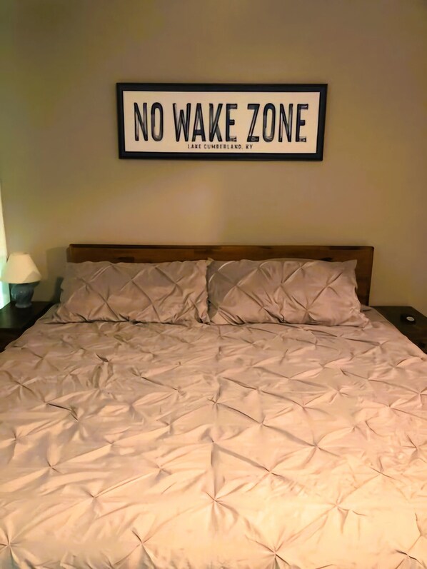 2 bedrooms, bed sheets
