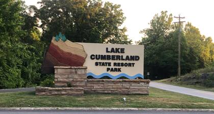 Quiet Gated Condo Near Lake Cumberland - 2 Balconies - Family Getaway