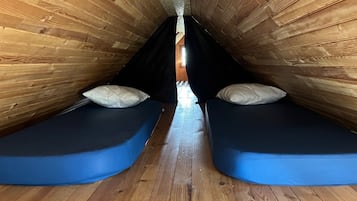 2 bedrooms