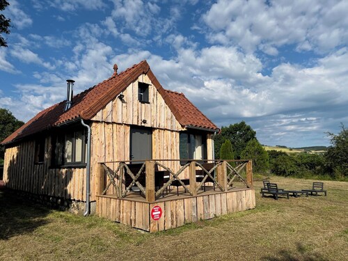 Chalet Autonome en Pleine Nature au Coeur des Gorges de Loire