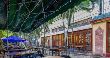 Xinxing Garden Hotel (Sanyawan)