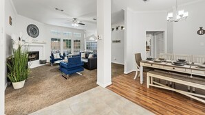 Living area - Extraordinary Pool Villa - Outdoor Fun, Near Stadiums (North Richland Hills)