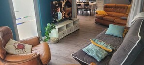 Living area - Maison Familliale de Village à 500m de la Plage,animaux Acceptés Parking Gratuit (Saint-Pierre-Quiberon)