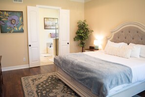 4 soverom, strykejern/-brett, wi-fi og sengetøy