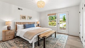 4 habitaciones, tabla de planchar con plancha y wifi gratis 