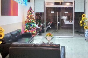 Lobby - RedDoorz @ Johsons Pension House Butuan City (Butuan)