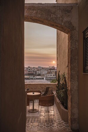 Terrace/patio - Aisha Hotel (Chania)