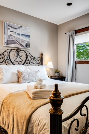 3 habitaciones, tabla de planchar con plancha y wifi gratis 