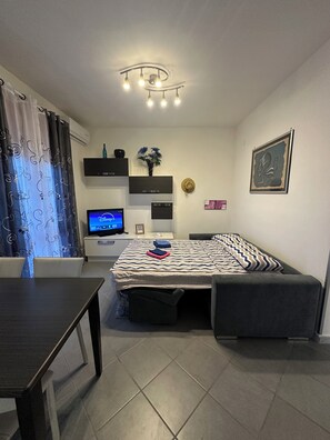 Interior - Arcomagno Sea View Flat with sunroof (San nicola aricella)