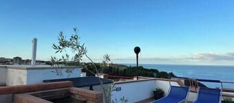 Arcomagno Sea View Flat with sunroof